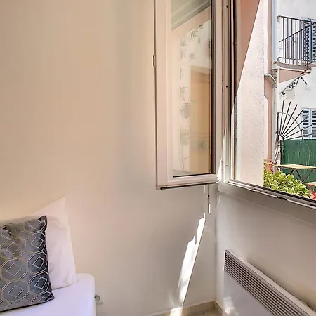 Nestor&jeeves - Urban Sun - - Close Sea *